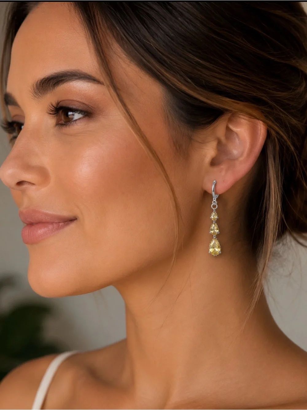 NEW!! 14k White Gold Plated with Yellow Crystals Drop Earrings